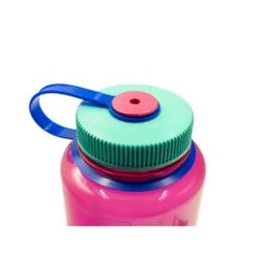 Nalgene Wide Mouth Sustain Drinkfles 1 Liter Electric Magenta 5 Nalgene Wide Mouth Sustain Drinkfles 1 Liter Electric Magenta -Buiten Kamperen Winkel 142333 730 03